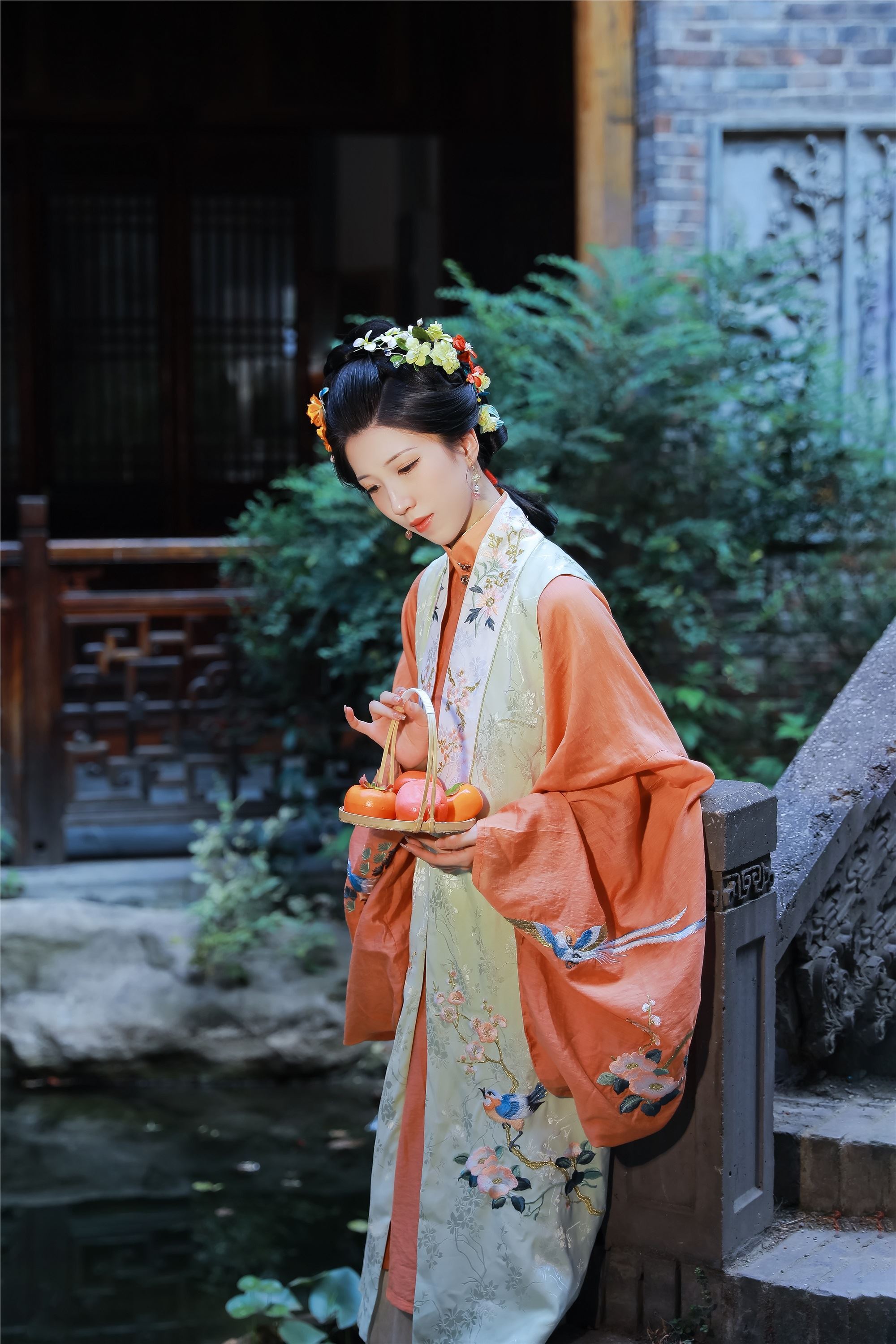 YITUYU艺图语 2025.01.01 如梦令 别秋月